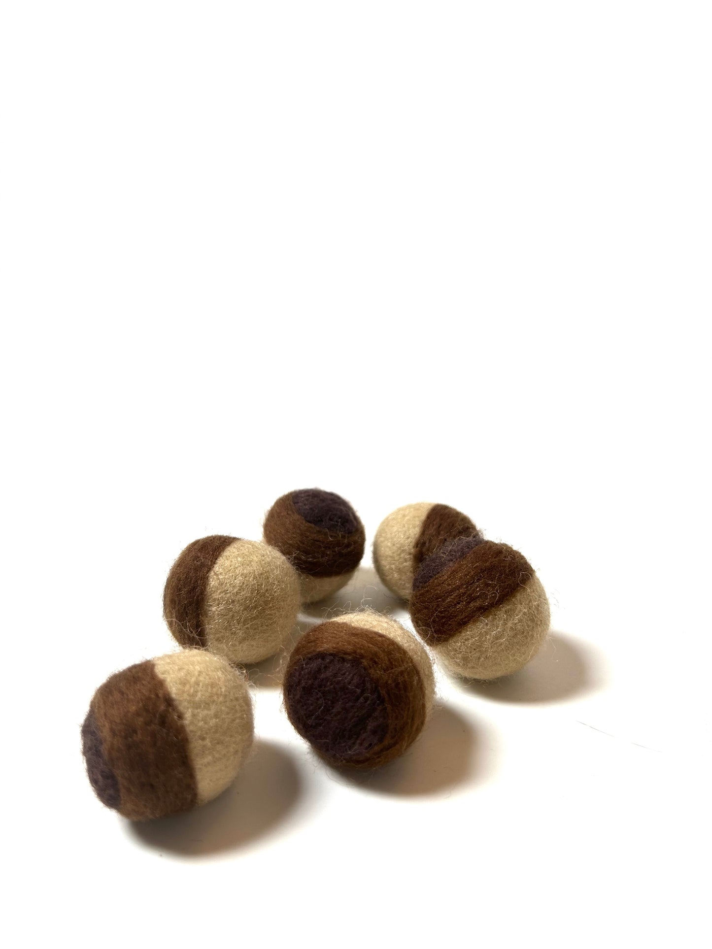 "Chestnut" Safe Felt Cat Toy Balls