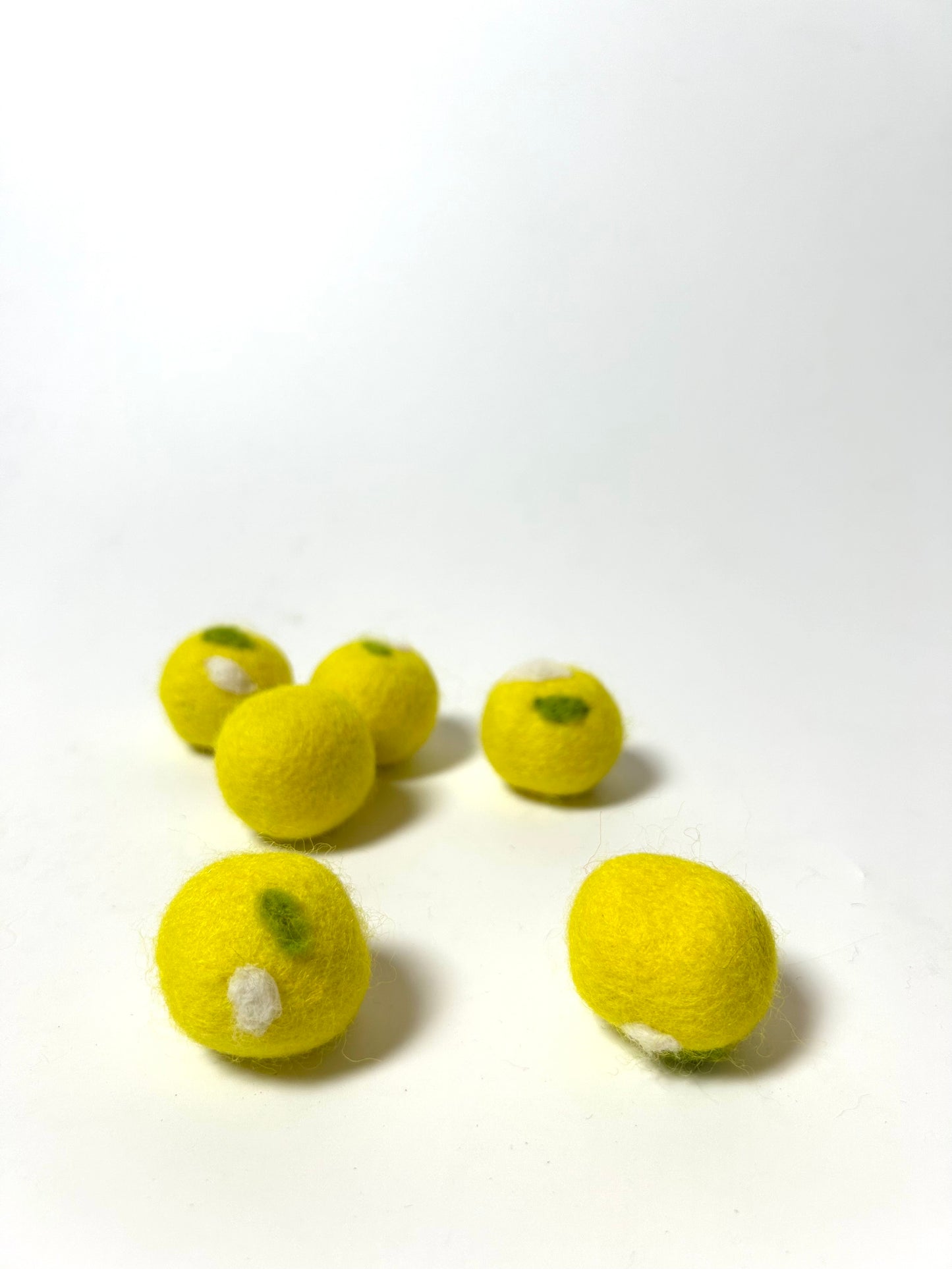 "Mini Lemon" Safe Felt Cat Toy Balls